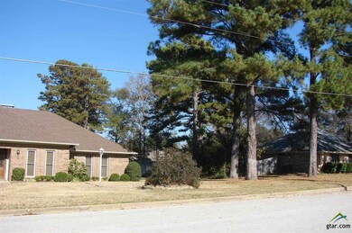 1600 Willow Bend, Tyler, TX 75703 - photo 2