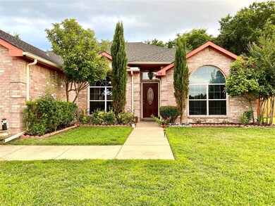 108 Enchanted Forest Dr, Wylie, TX 75098 - photo 2