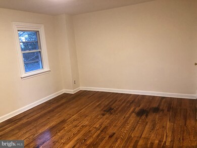 7198 Locust St unit 1ST, Upper Darby, PA 19082 - photo 6