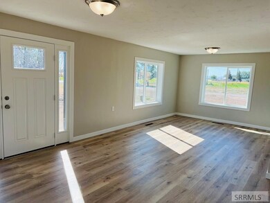 38 S 900 W, Blackfoot, ID 83221 - photo 3