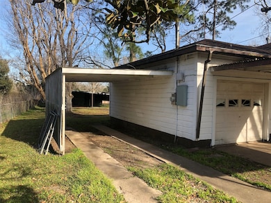 4101 Sycamore Ave, Bay City, TX 77414 - photo 3