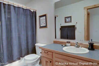 2nd Bathroom