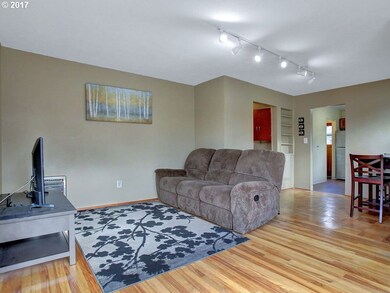Living Room/Dining Room