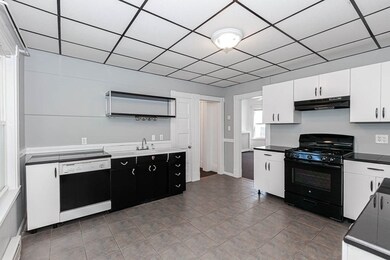 15 Hutchinson St unit 3, Winthrop, MA 02152 - photo 2