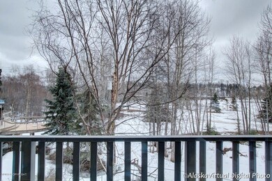 deck/trail/Westchester Lagoon