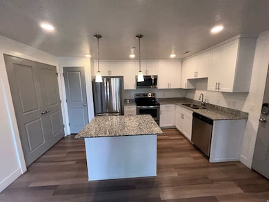 875 S Depot St unit C307, Clearfield, UT 84015 - photo 2