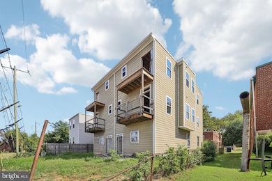 1058 44th St NE, Washington, DC 20019 - photo 4