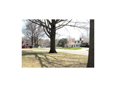 8966 Rene St, Lenexa, KS 66215 - photo 2