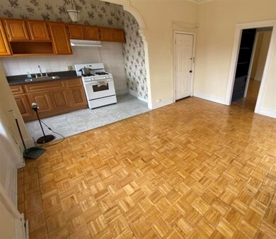 143 Lembeck Ave, Jersey City, NJ 07305 - photo 4