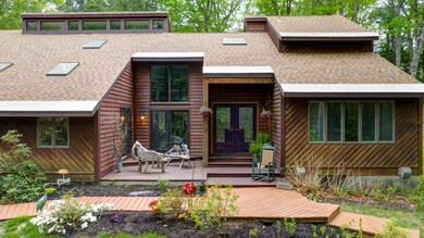 Welcome to 9 Hemlock Creek!