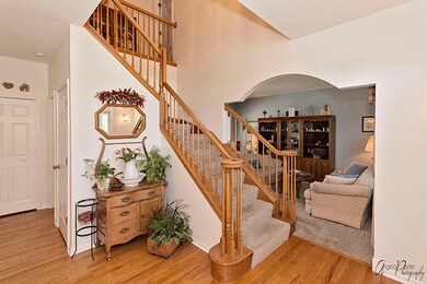 772 Brandt Dr, Lake In the Hills, IL 60156 - photo 5