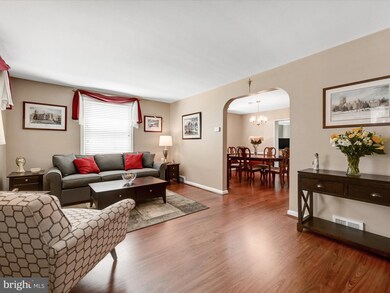 1817 Robinson Ave, Havertown, PA 19083 - photo 6