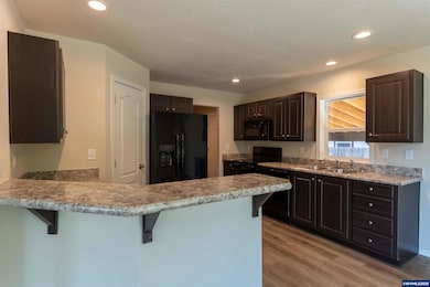 200 Market St unit 222 St, Lebanon, OR 97355 - photo 4