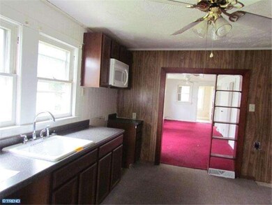 9 Amherst Dr, Pennsville, NJ 08070 - photo 5