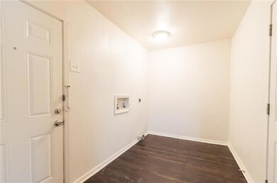 2045 Avis Cir, Mesquite, TX 75149 - photo 4