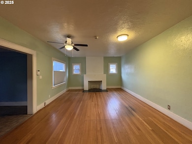 960 W 7th Ave, Eugene, OR 97402 - photo 2