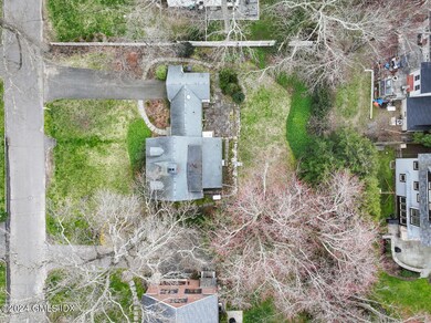 11 Field Rd Riverside CT 06878-large-028