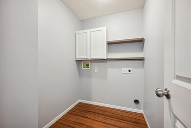 6-web-or-mls-1539-primrose-ave