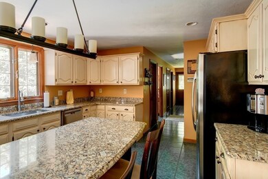 129 Fox Hill Dr, Holden, MA 01520 - photo 7