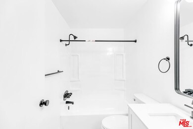 unlisted-address, Los Angeles, CA 90004 - photo 7