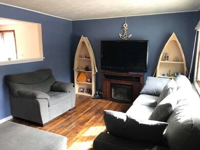 30 Burt St, Merrimack, NH 03054 - photo 2