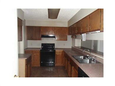 Kitchen. 3