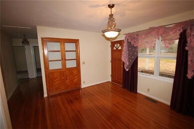 140 Thomas St, Manchester, TN 37355 - photo 4