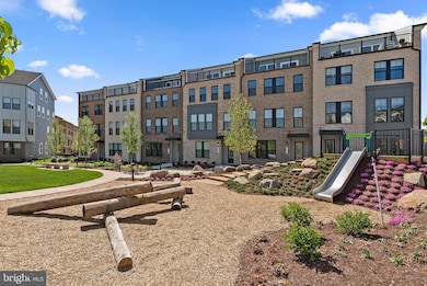 13740 Aviation Place, Herndon, VA 20171 - photo 7