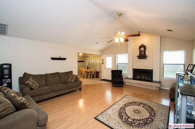 Large living area. Lots of room to entertain.