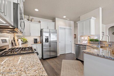 thumbnail_Hudson - Kitchen