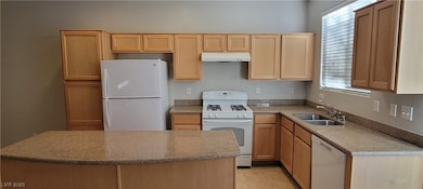 unlisted-address, Las Vegas, NV 89143 - photo 4