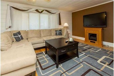 1731 47th St, Des Moines, IA 50310 - photo 4