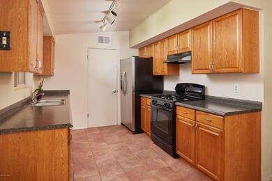 6241 E. 20th Street - IMG_9872