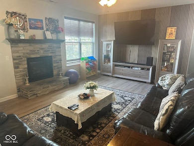 16753 Maverick Ct, Westfield, IN 46074 - photo 6