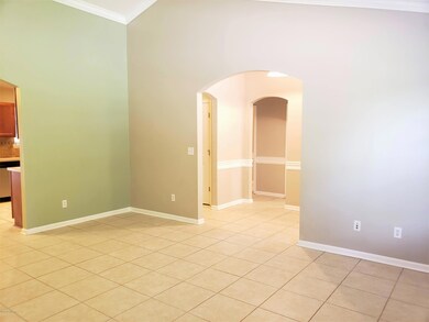 8889 SHINDLER GREAT ROOM