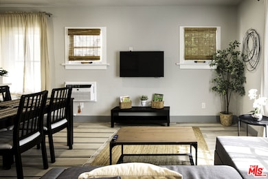 1559 1/2 S Harvard Blvd, Los Angeles, CA 90006 - photo 6