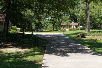 313 Sunrise Dr, Lincolnton, GA 30817 - photo 3