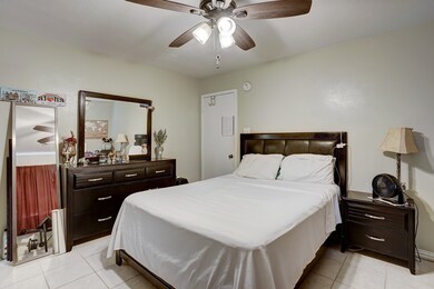 3611 Red Fir Dr, Houston, TX 77088 - photo 7