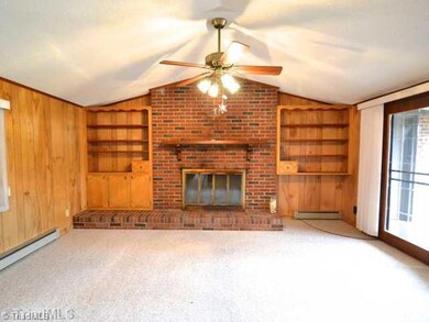 6614 Coltrane Mill Rd, Greensboro, NC 27406 - photo 4