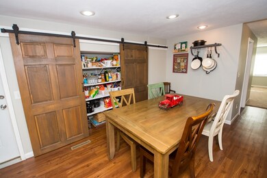 109 S Indiana Ave, Wakarusa, IN 46573 - photo 3