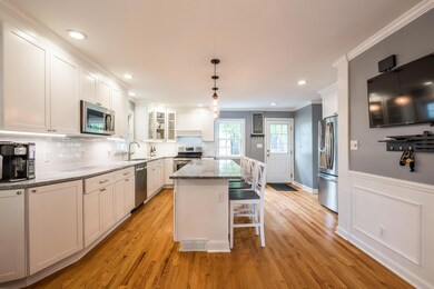 1877 Glenn Ave-14 - Copy