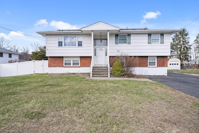 33 de Halve Maen Dr, Stony Point, NY 10980 - photo 3