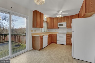 180 Mercedes Dr, Martinsburg, WV 25404 - photo 6