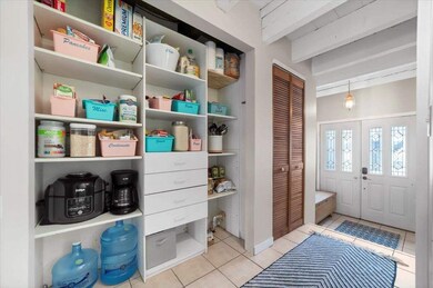 51 29th Avenue Dr SW unit D14, Cedar Rapids, IA 52404 - photo 5