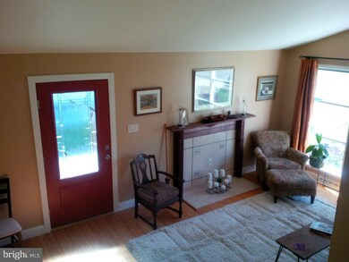 1237 Bullens Ln, Woodlyn, PA 19094 - photo 2