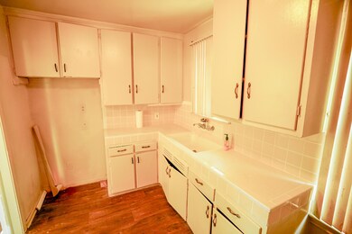 MeyersKitchen2