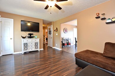 220 Holly Marie Dr, Mount Washington, KY 40047 - photo 6