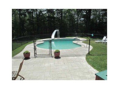 Swimming Pool/Hot Tub/Sauna.