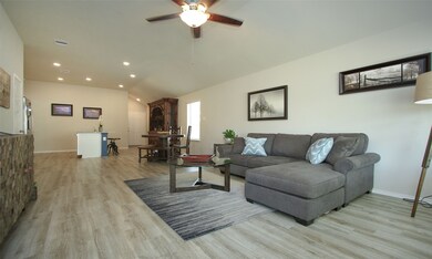 528 Bonnerville Ln, Magnolia, TX 77354 - photo 6