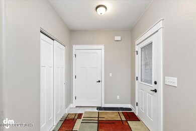 47-UNIT#2 ENTRY_WCC_IMG_1-6